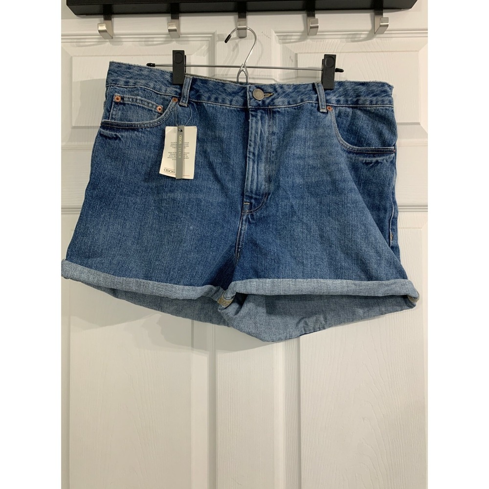 NWT ASOS Size UK 18 US 14 Medium Wash Denim Shorts